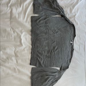 grey long sleeve sweater